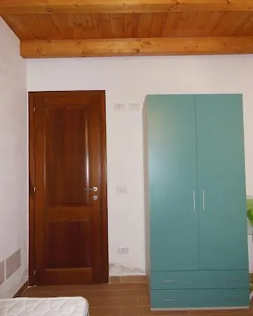 Apartment Pettirosso 3 *